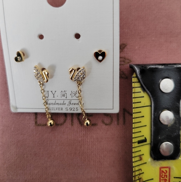 LORESIMA two pairs of earrings. - Picture 2 of 3